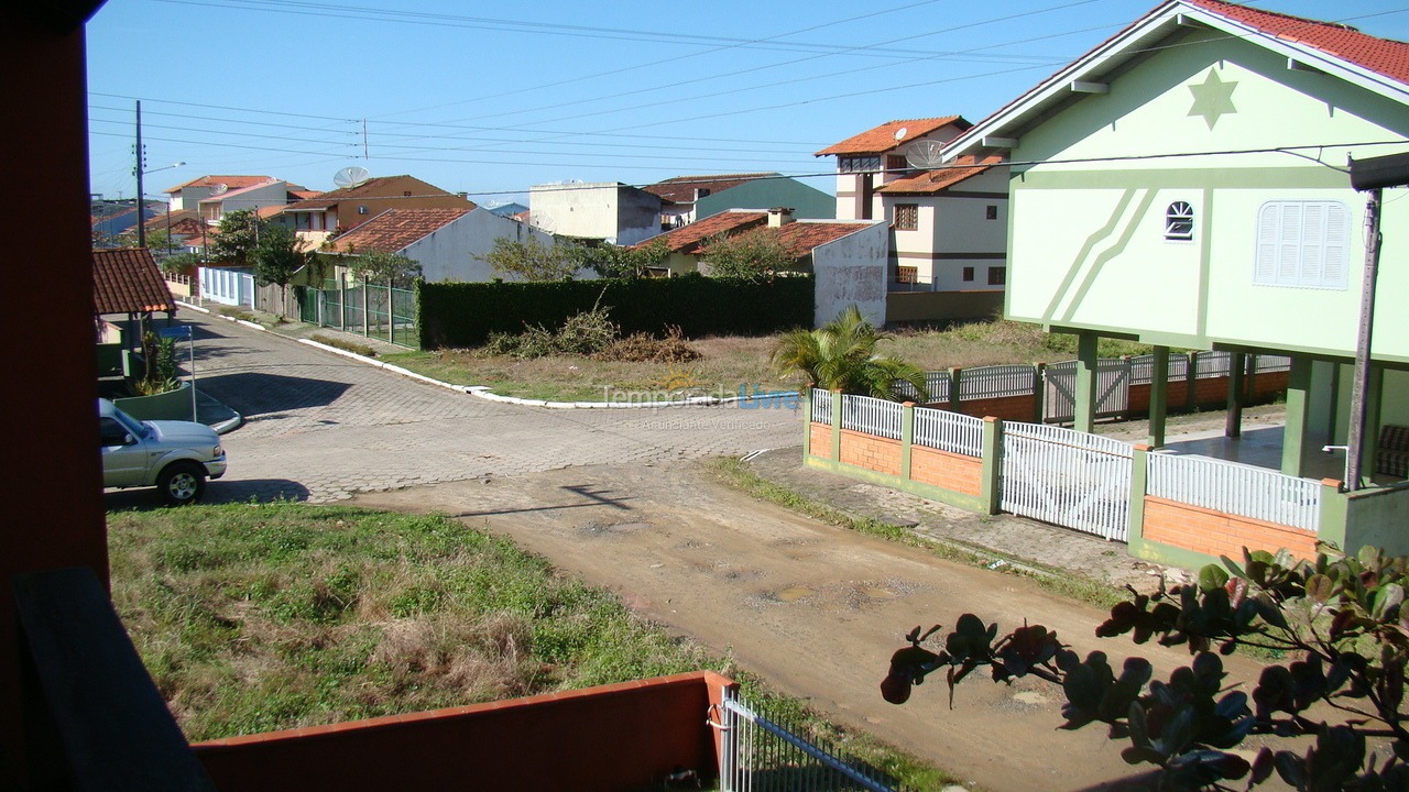 Casa para aluguel de temporada em São Francisco do Sul (Enseada)