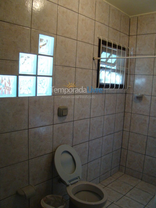 Casa para aluguel de temporada em São Francisco do Sul (Enseada)