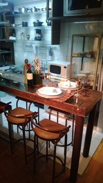 Apto Amplo Moderno e Confortável próximo Hospital de Clínicas