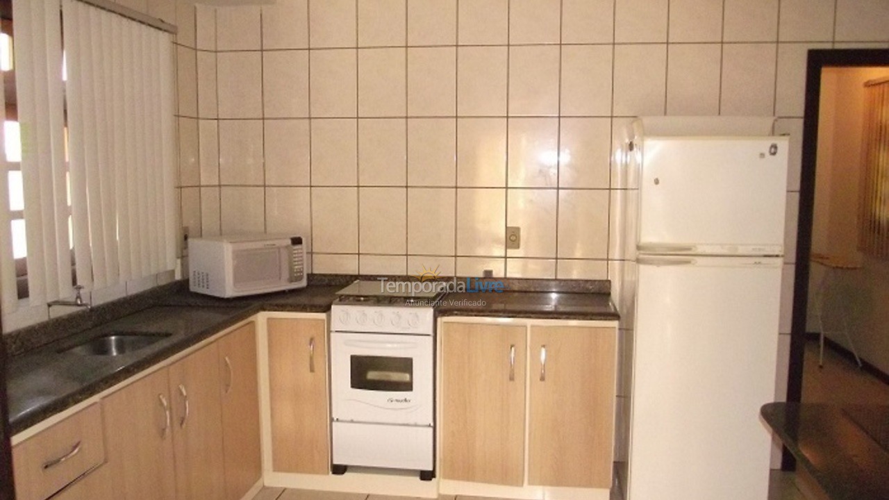 Apartamento para alquiler de vacaciones em Bombinhas (Praia de Bombas)