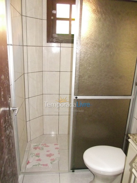 Apartamento para alquiler de vacaciones em Bombinhas (Praia de Bombas)