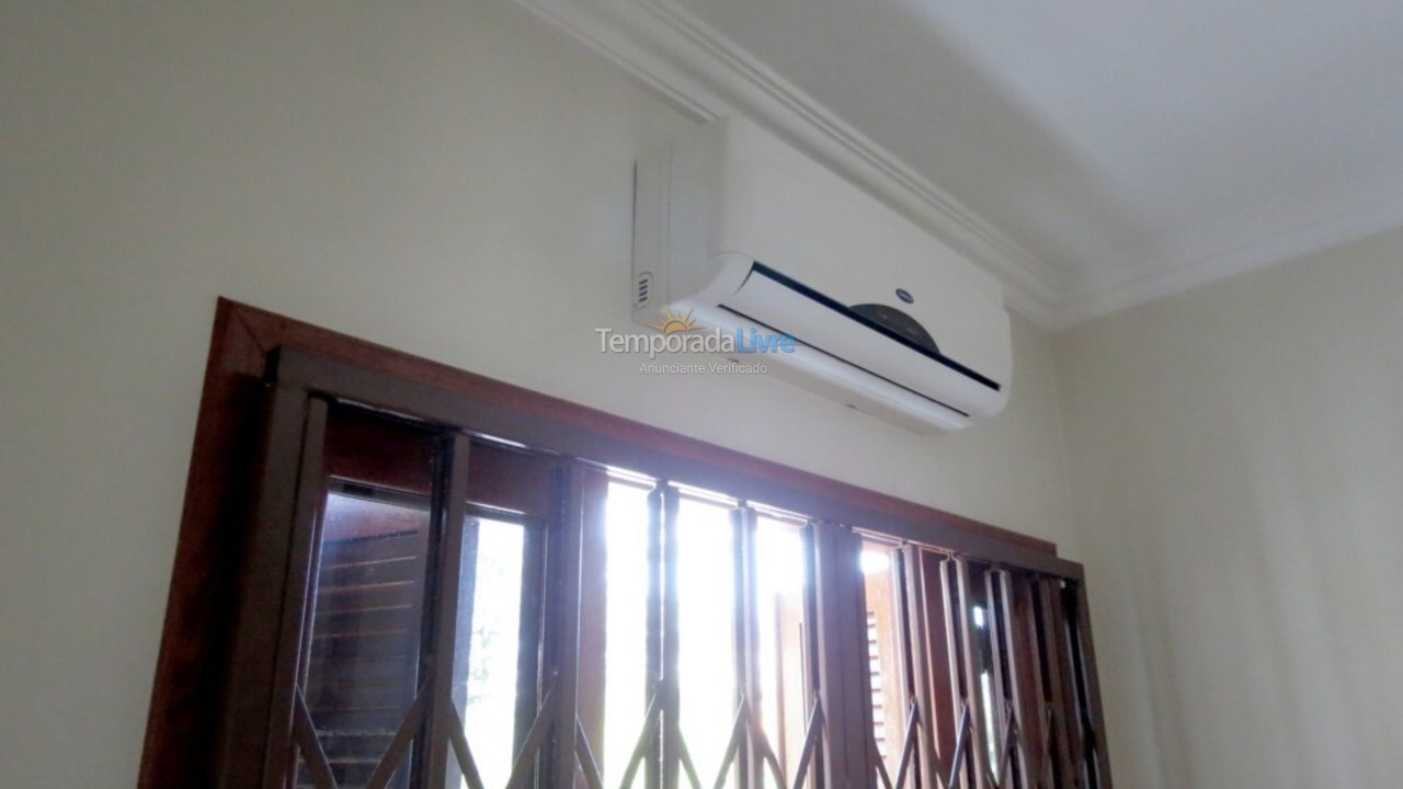 Casa para alquiler de vacaciones em Florianopolis (Canasvieiras)