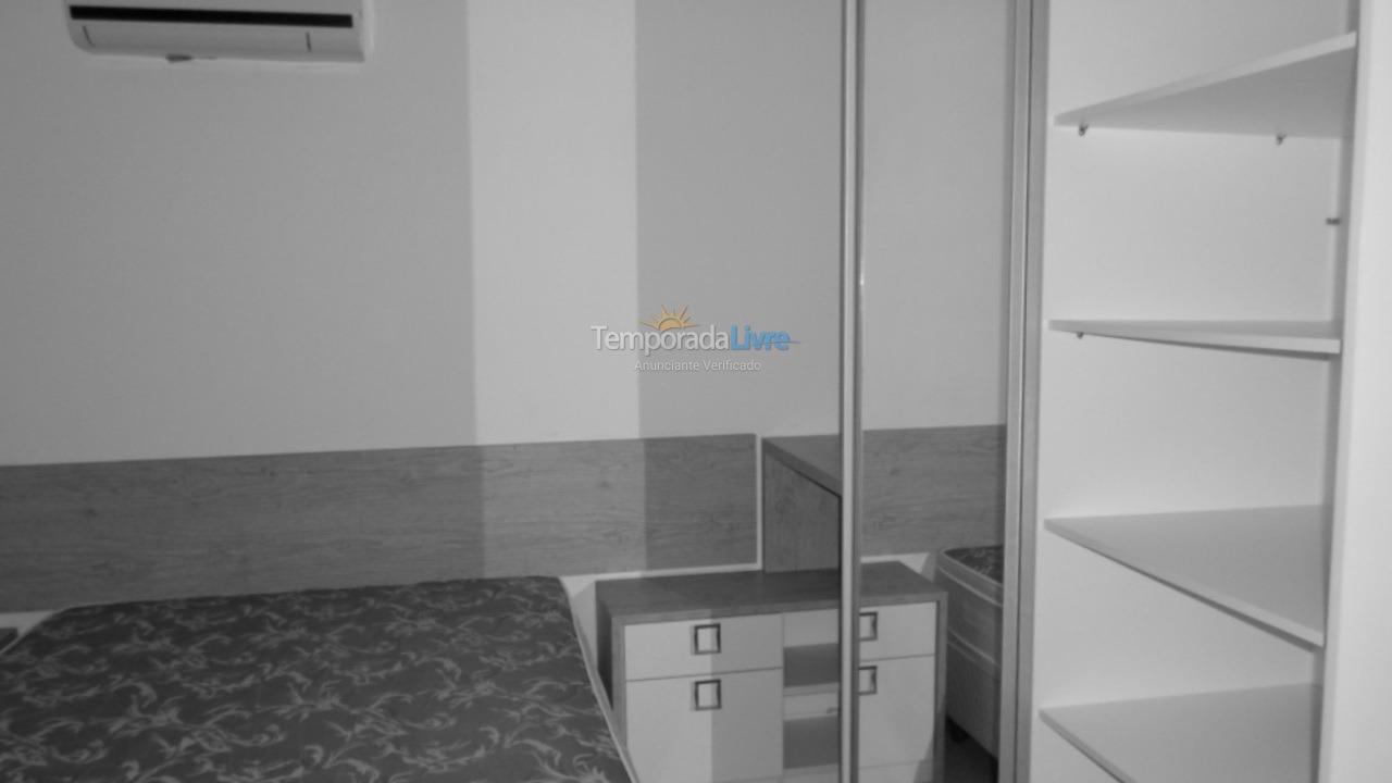 Apartamento para alquiler de vacaciones em Itapema (Meia Praia)