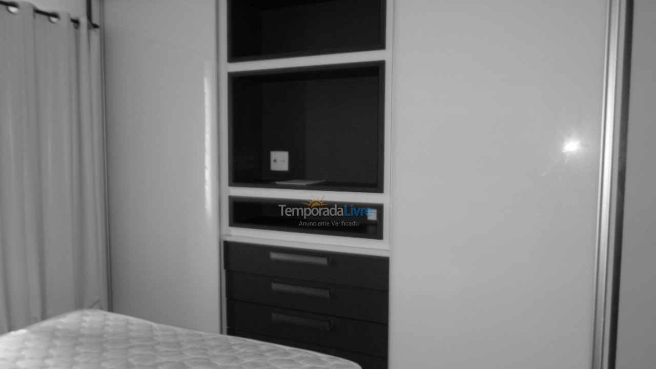 Apartamento para alquiler de vacaciones em Itapema (Meia Praia)