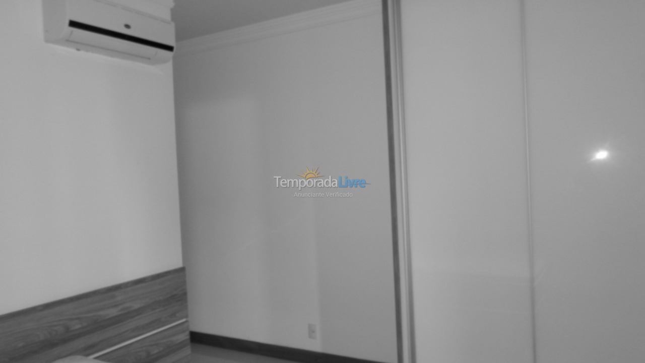 Apartamento para alquiler de vacaciones em Itapema (Meia Praia)