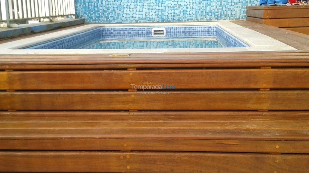 Apartamento para aluguel de temporada em Caraguatatuba (Martim de Sá)