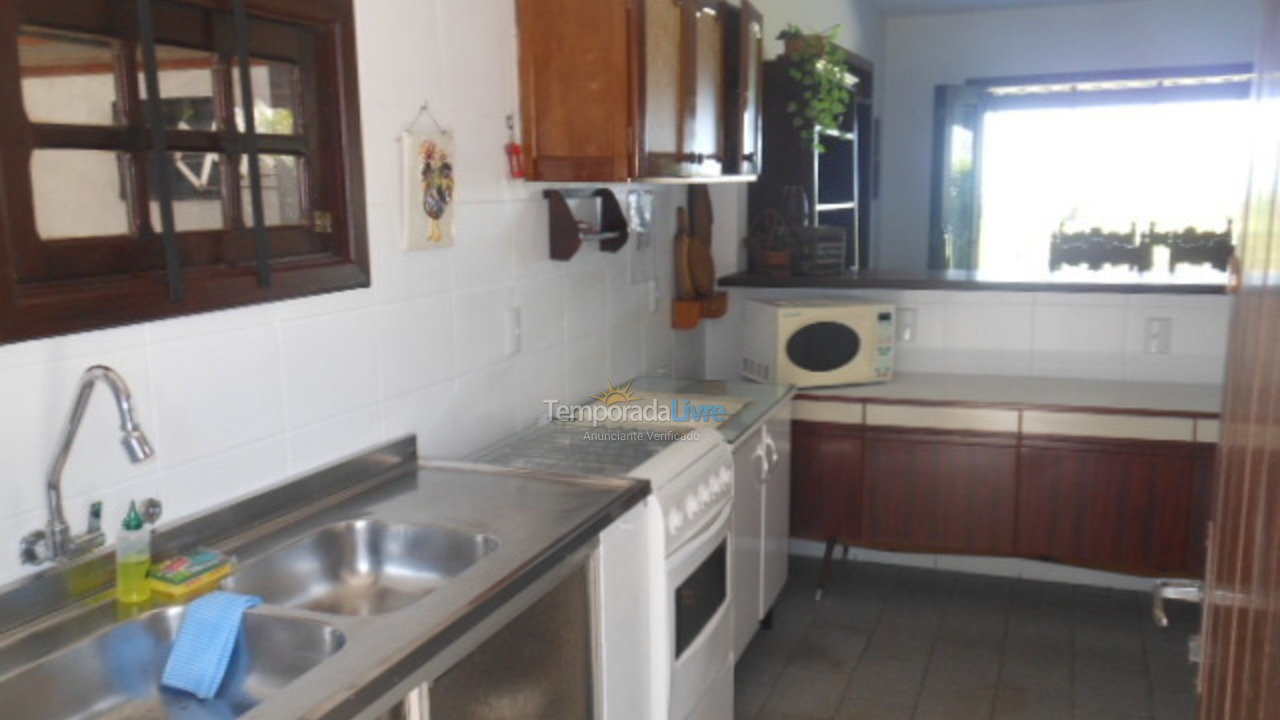 Casa para aluguel de temporada em Bombinhas (Mariscal)