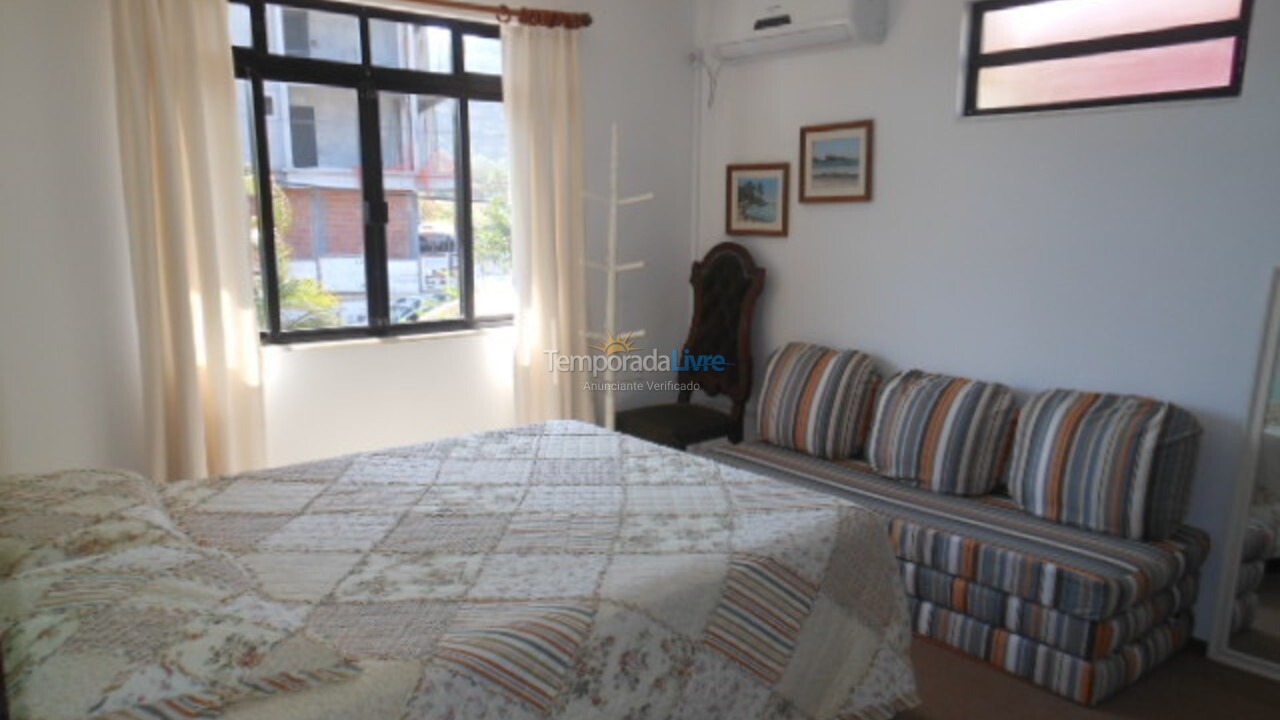 Casa para aluguel de temporada em Bombinhas (Mariscal)