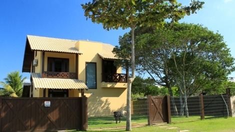 Casa alto padrão, com piscina, à 200m do mar em Mariscal Ref. 12
