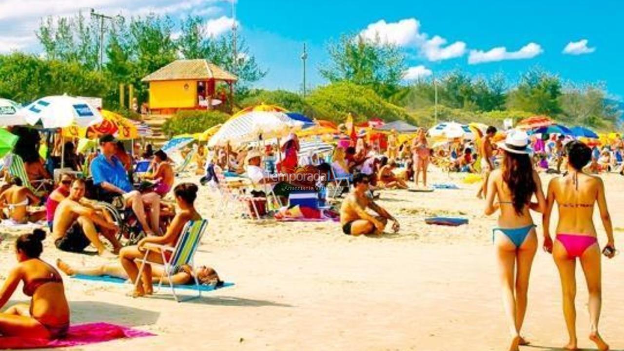 House for vacation rental in Florianopolis (Campeche)