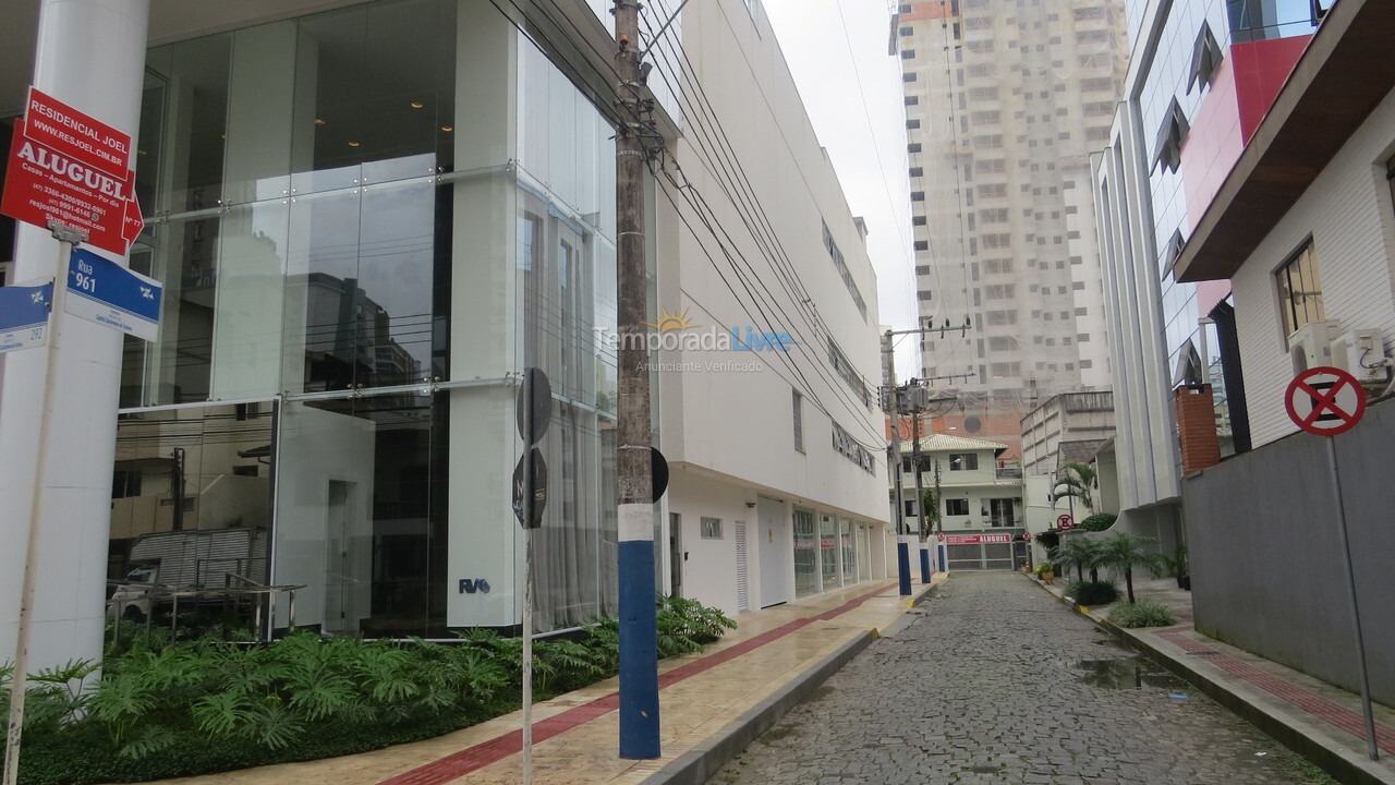 Casa para alquiler de vacaciones em Balneário Camboriú (Praia Central)