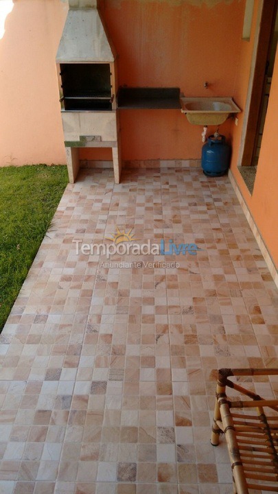 Casa para aluguel de temporada em São Sebastião (Praia da Boracéia)