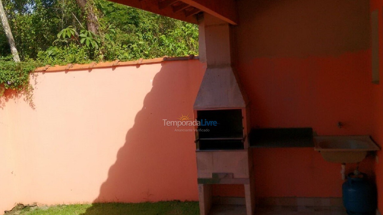 Casa para aluguel de temporada em São Sebastião (Praia da Boracéia)