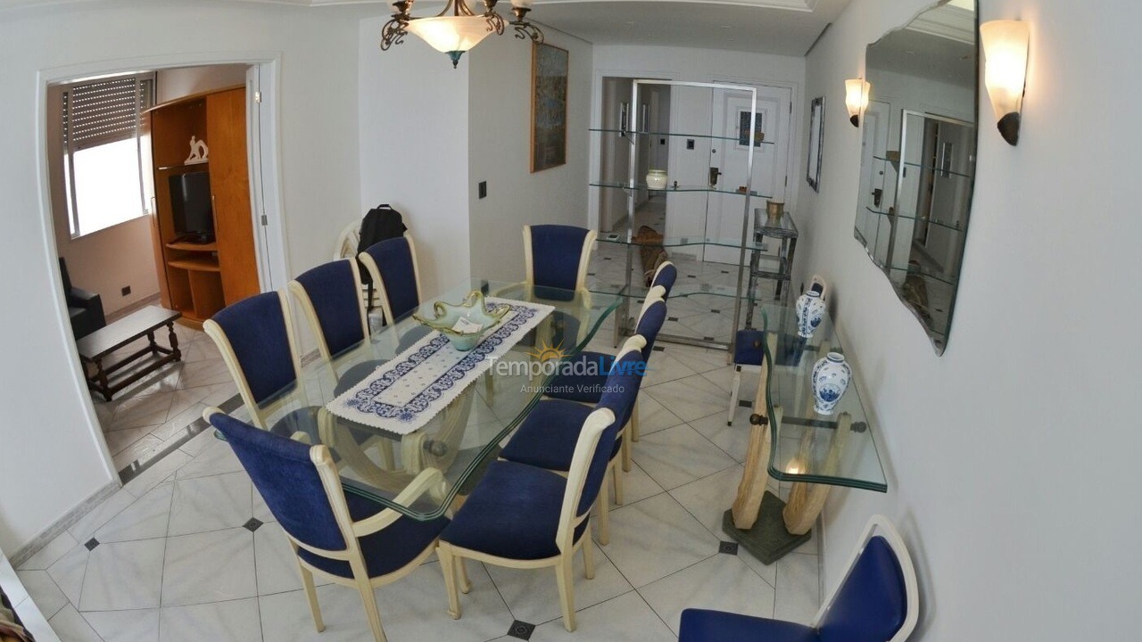 Apartment for vacation rental in Guarujá (Pitangueiras)