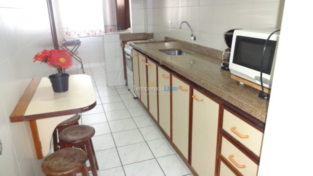 Apartamento para aluguel de temporada em Balneário Camboriú (Praia Central)