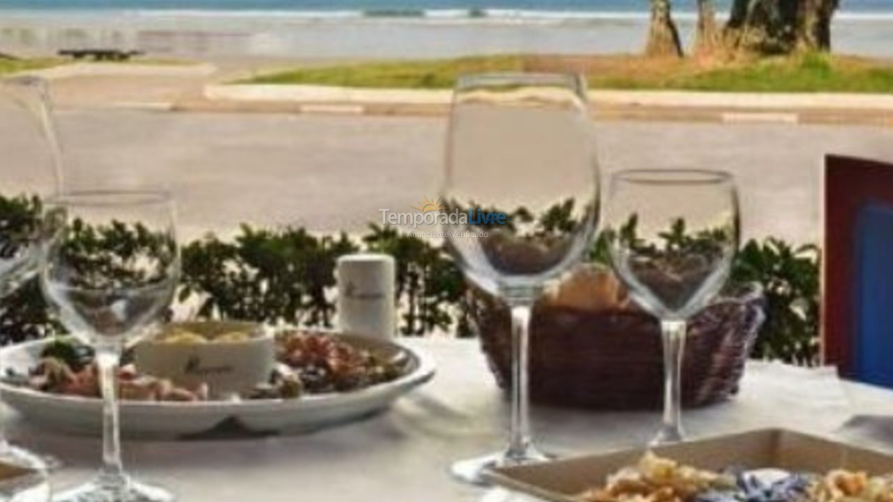 Casa para aluguel de temporada em Guarujá (Praia do Pernambuco)