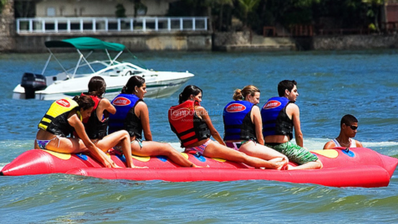Casa para aluguel de temporada em Guarujá (Praia do Pernambuco)