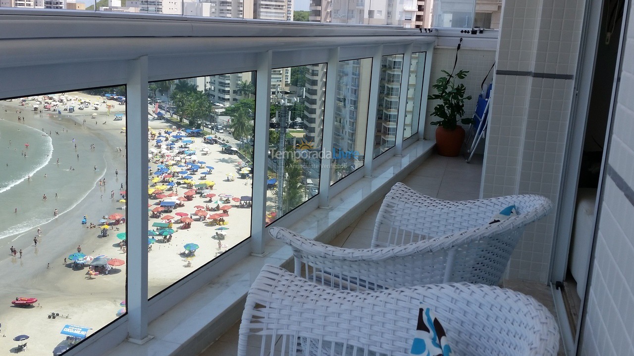Apartment for vacation rental in Guarujá (Astúrias)