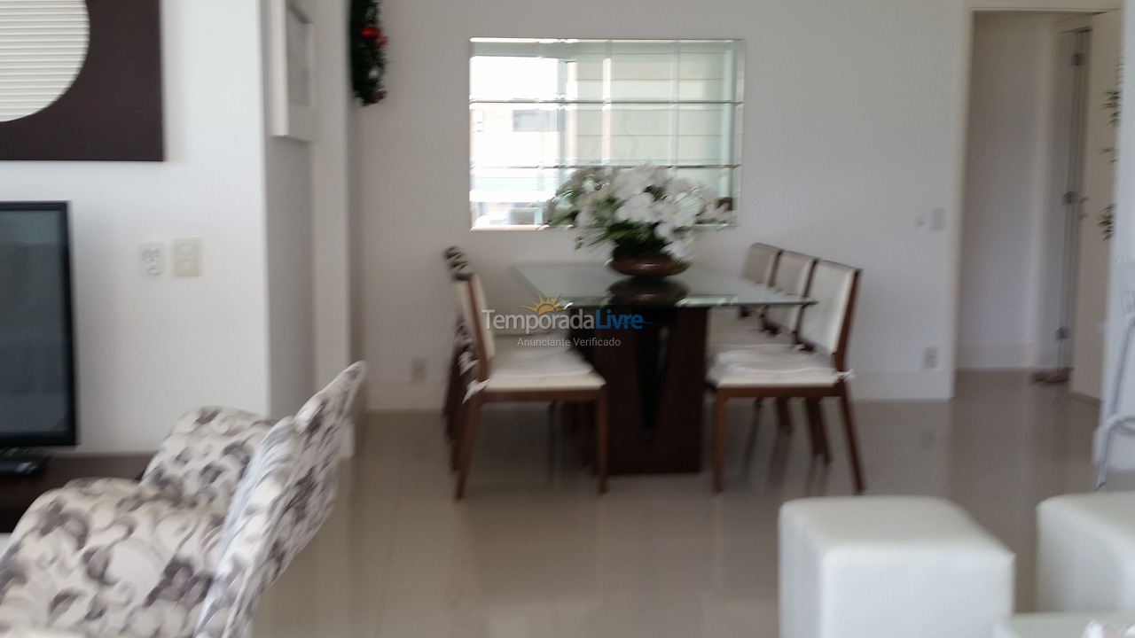 Apartment for vacation rental in Guarujá (Astúrias)