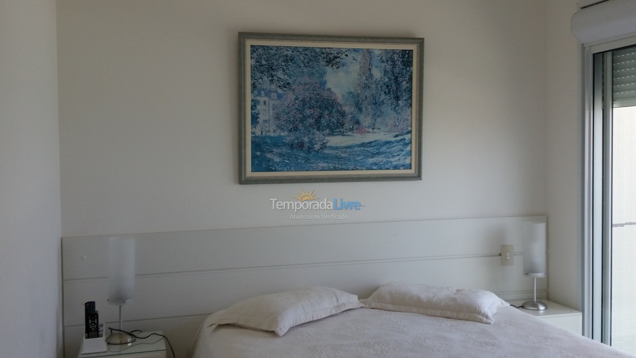 Apartment for vacation rental in Guarujá (Astúrias)