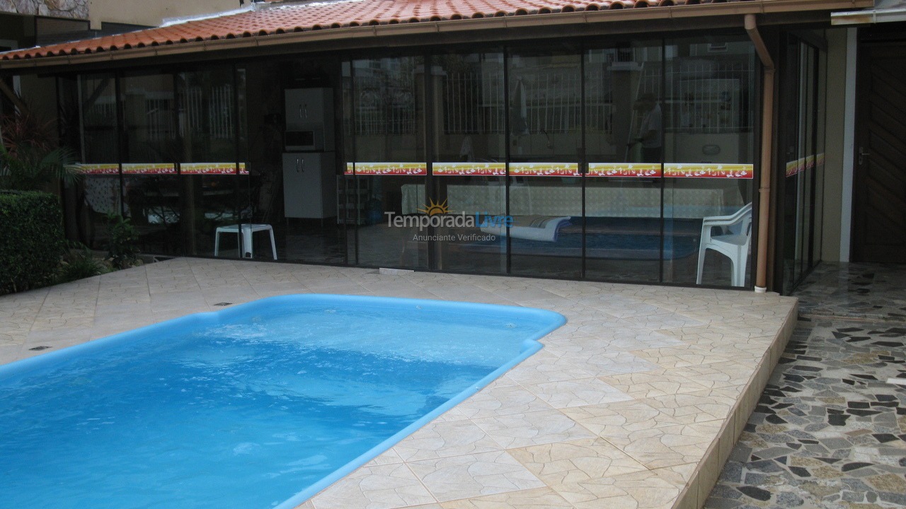 House for vacation rental in Florianopolis (Canasvieiras)