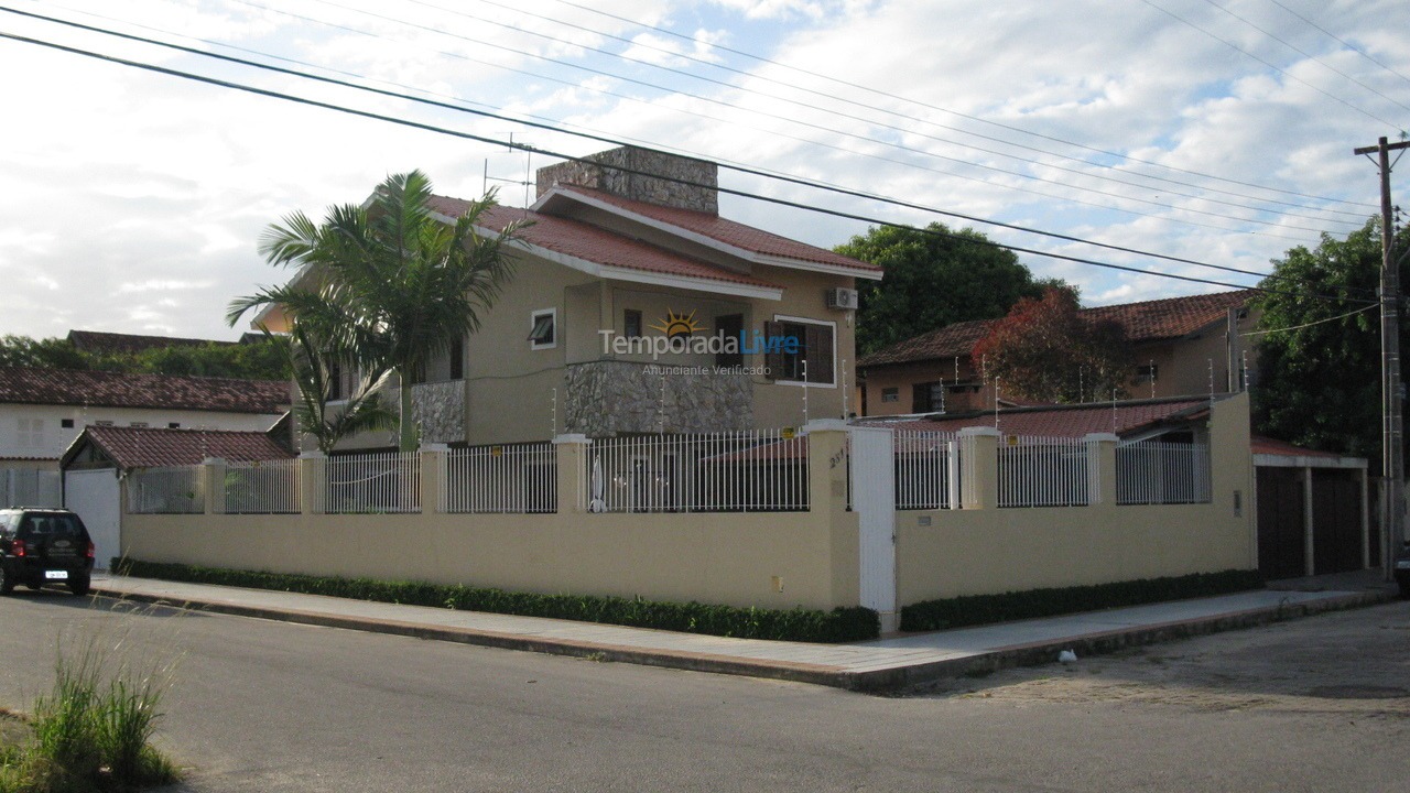 House for vacation rental in Florianopolis (Canasvieiras)