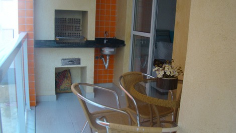 Varando C/ Churrasqueira