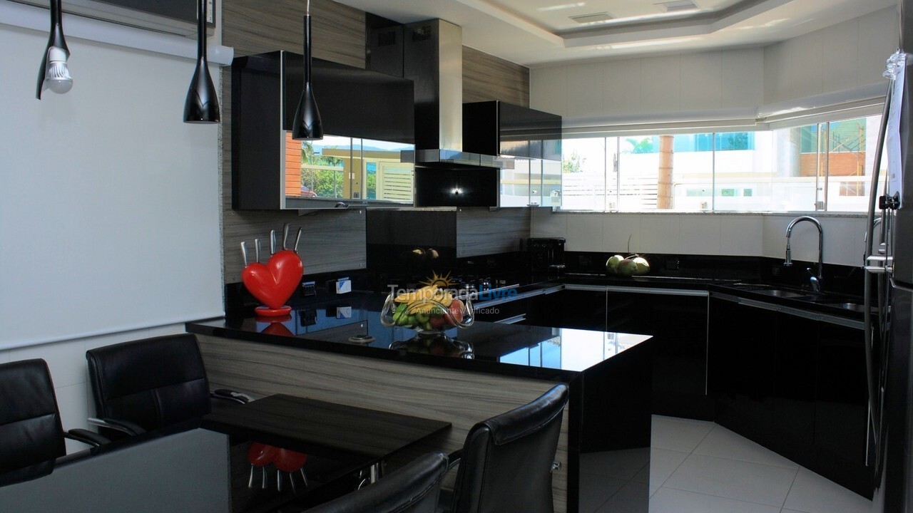 Casa para aluguel de temporada em Rio de Janeiro (Barra da Tijuca)