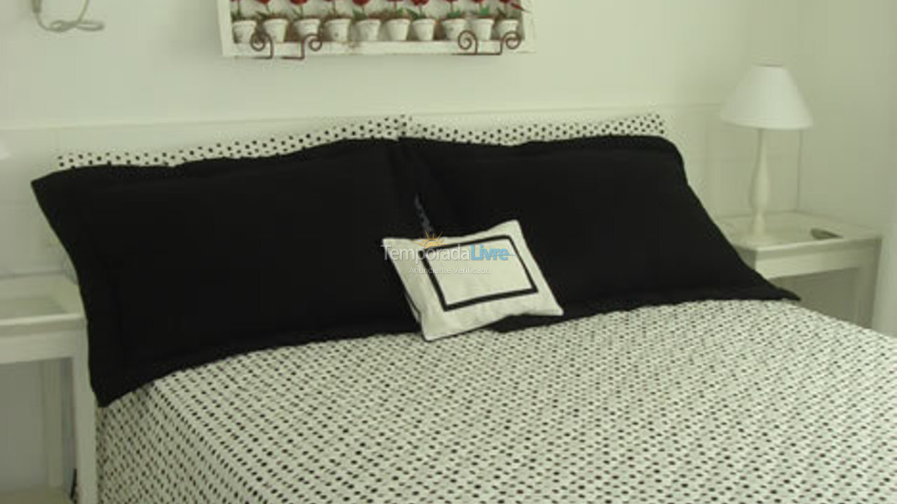 Casa para aluguel de temporada em Armação dos Búzios (Praia da Ferradura)