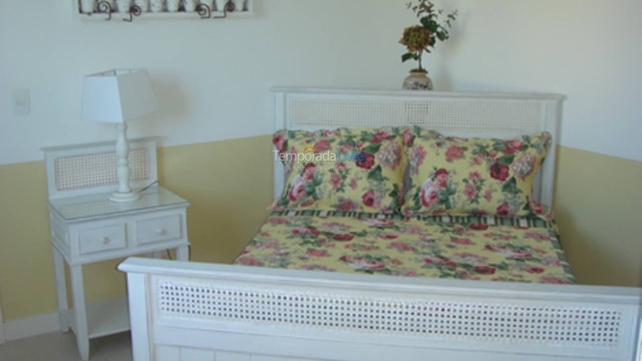 Casa para aluguel de temporada em Armação dos Búzios (Praia da Ferradura)