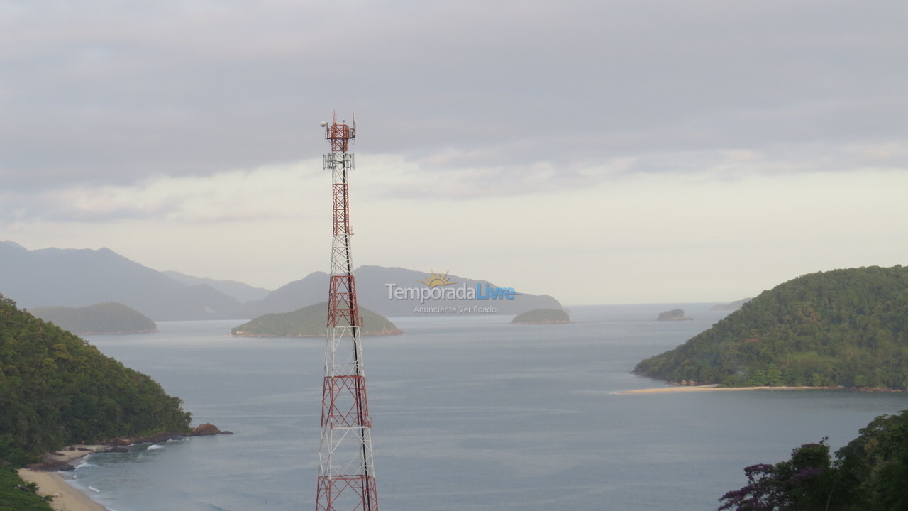 Casa para aluguel de temporada em Ubatuba (Praia Prumirim)