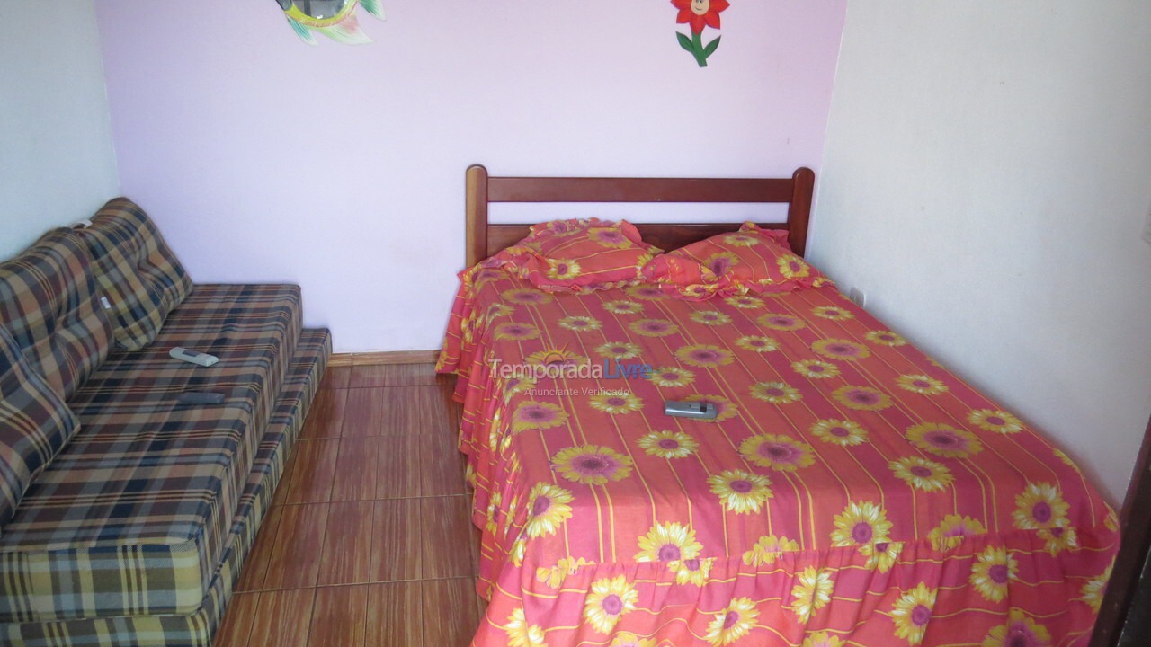 Casa para aluguel de temporada em Ubatuba (Praia Prumirim)