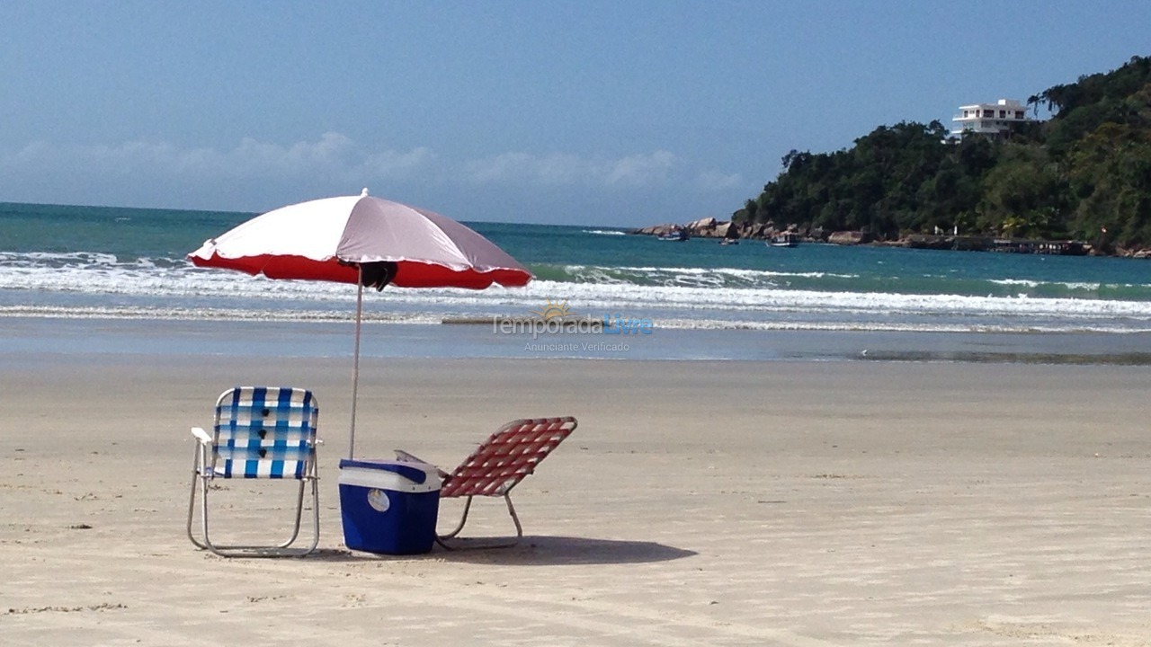 Apartamento para alquiler de vacaciones em Ubatuba (Praia das Toninhas)