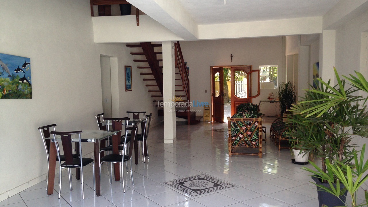 Apartamento para alquiler de vacaciones em Ubatuba (Praia das Toninhas)