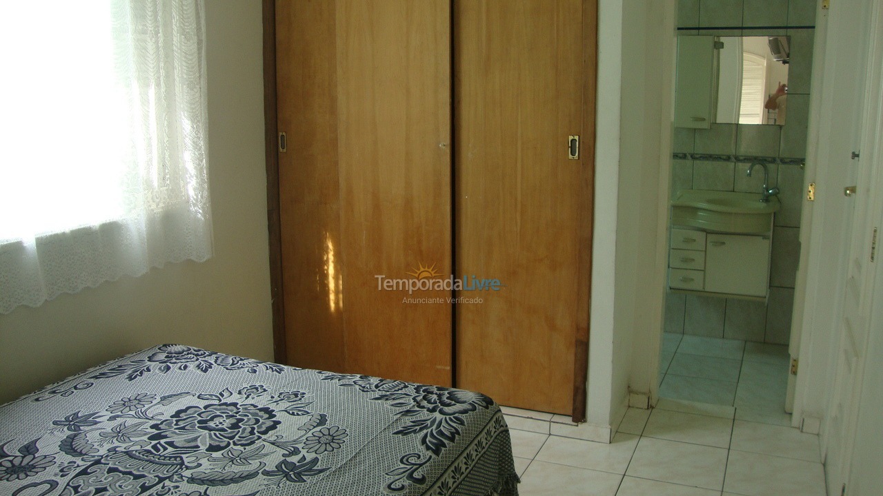 Apartamento para alquiler de vacaciones em Ubatuba (Praia das Toninhas)