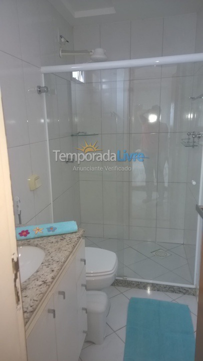 Apartamento para aluguel de temporada em Guarapari (Praia do Morro)