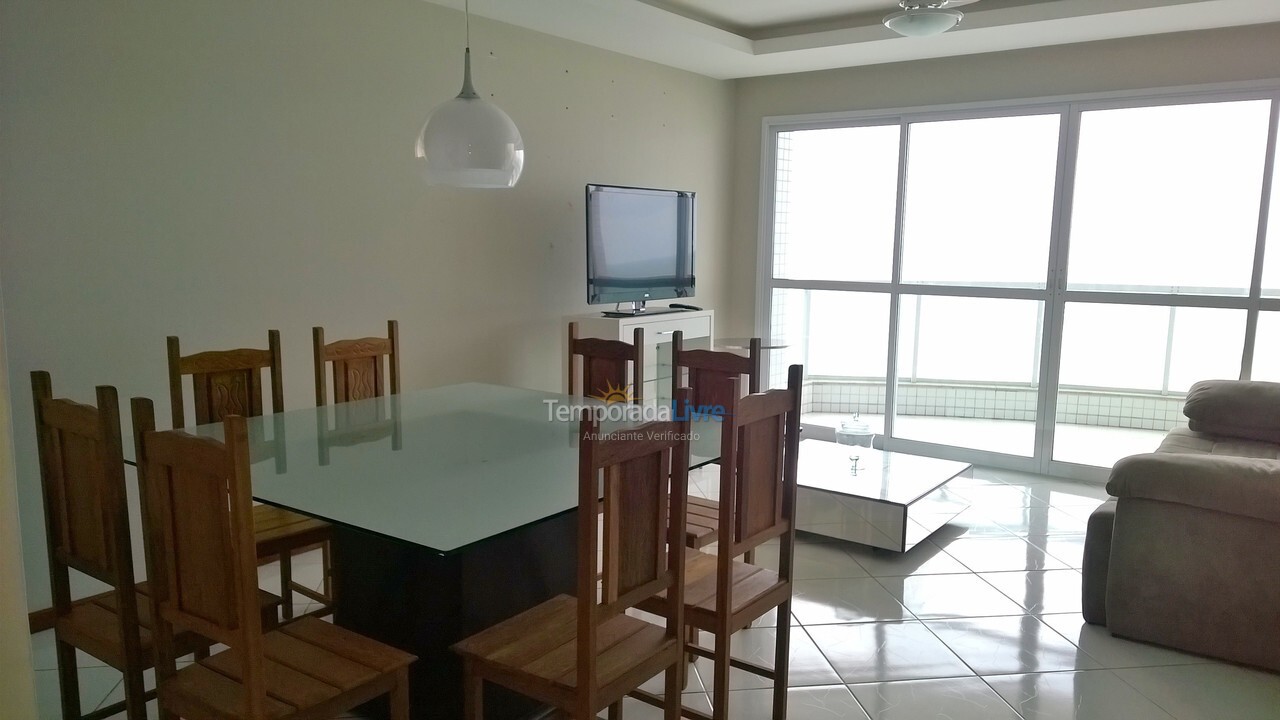 Apartamento para aluguel de temporada em Guarapari (Praia do Morro)
