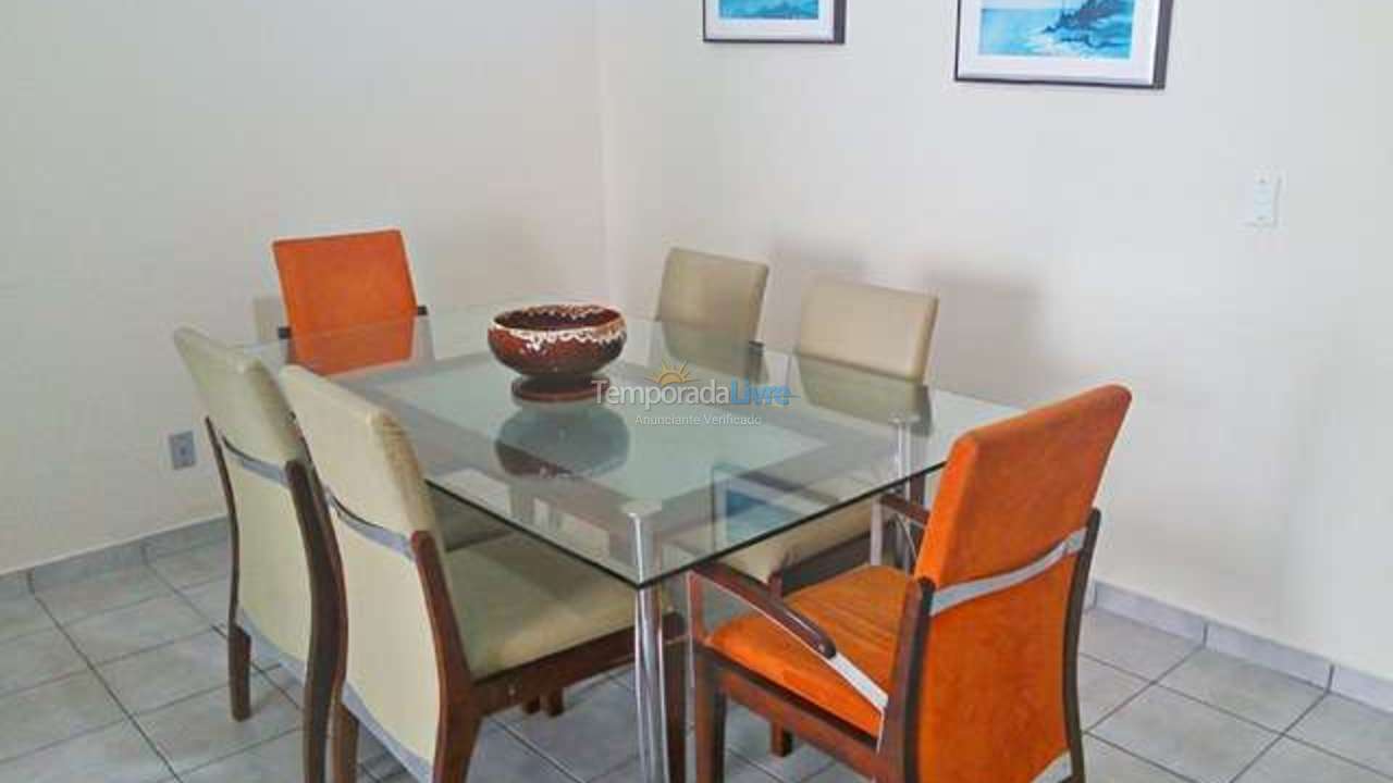 Apartamento para aluguel de temporada em Balneário Camboriú (Praia Central)