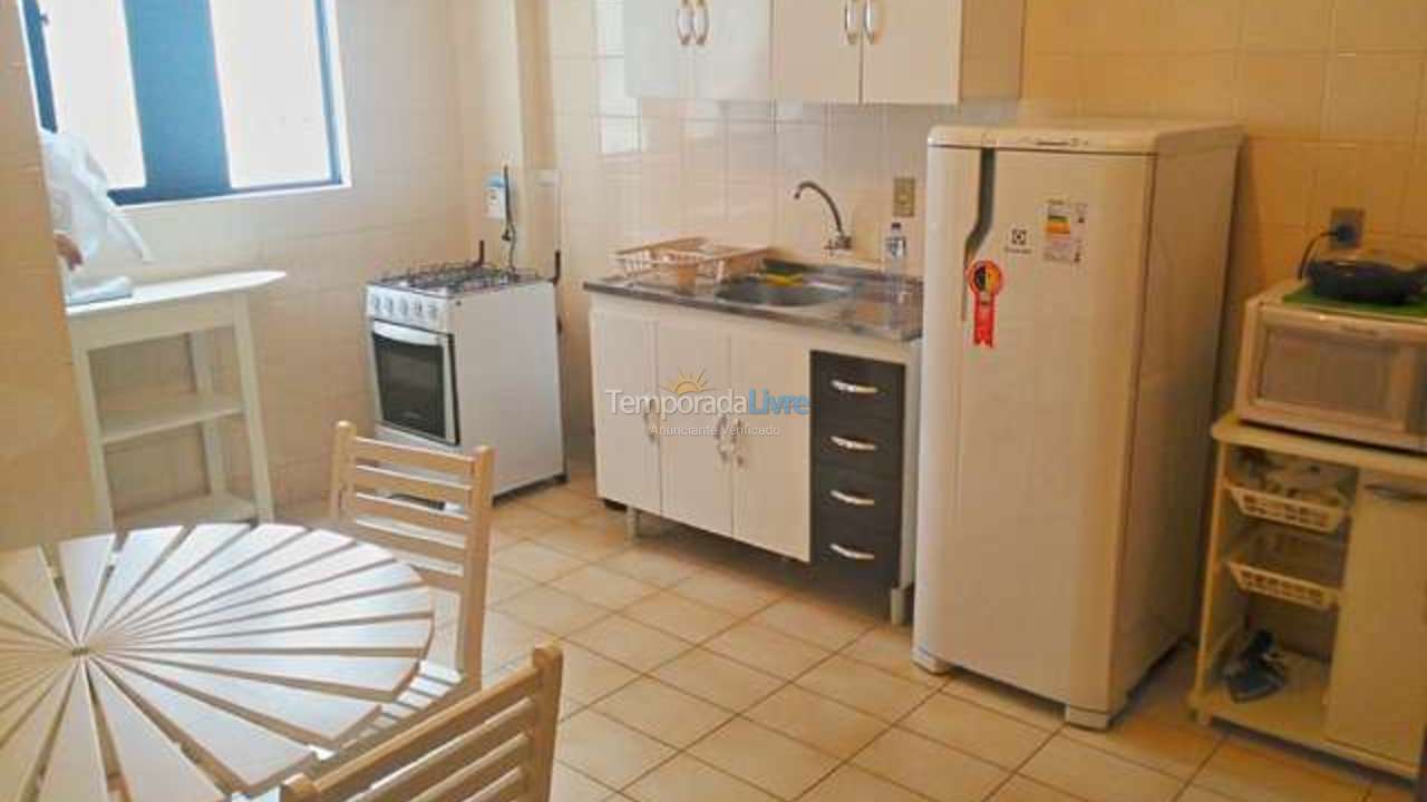 Apartamento para aluguel de temporada em Balneário Camboriú (Praia Central)