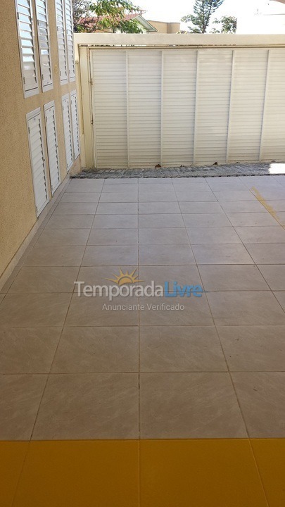 Casa para alquiler de vacaciones em Bombinhas (Praia de Bombas)