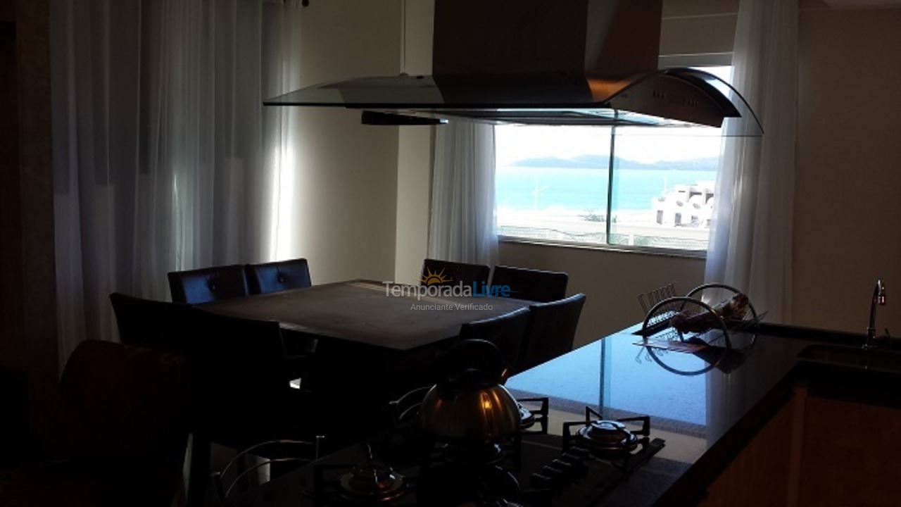 Casa para alquiler de vacaciones em Bombinhas (Praia de Bombas)