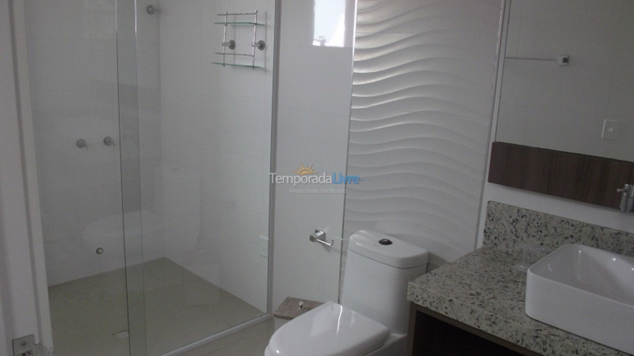Apartment for vacation rental in Bombinhas (Praia de Bombas)