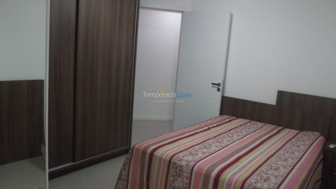 Apartment for vacation rental in Bombinhas (Praia de Bombas)