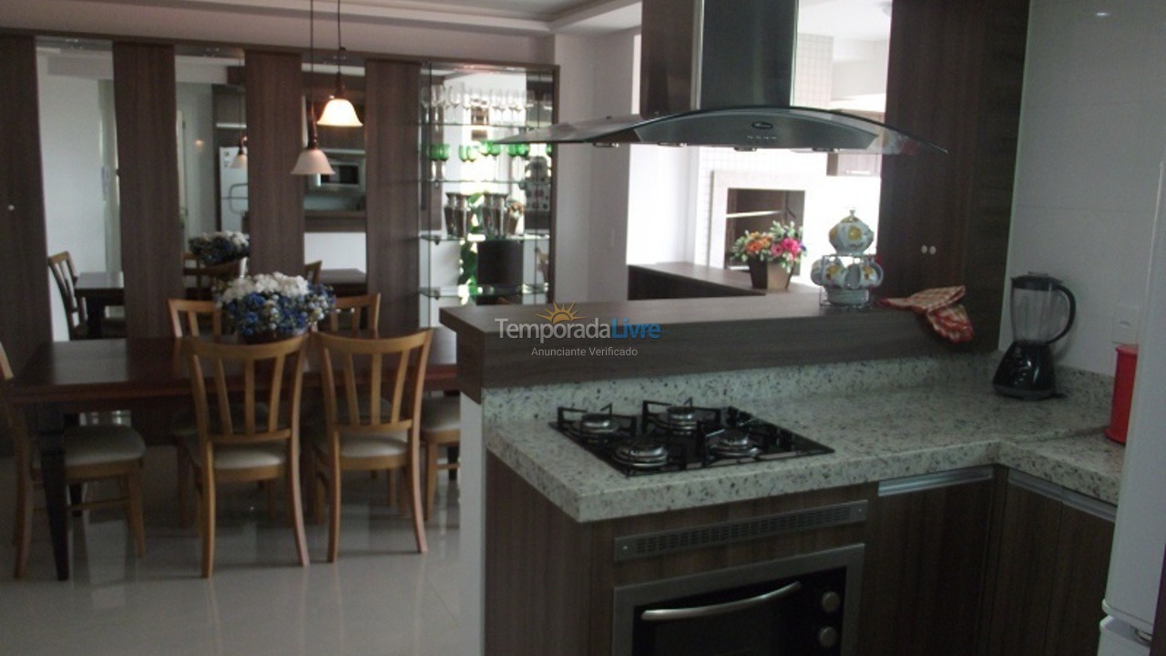 Apartment for vacation rental in Bombinhas (Praia de Bombas)