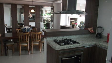 APARTMENT WITH SIGHT P / MAR. 3 SUITES BEACH PUMPS