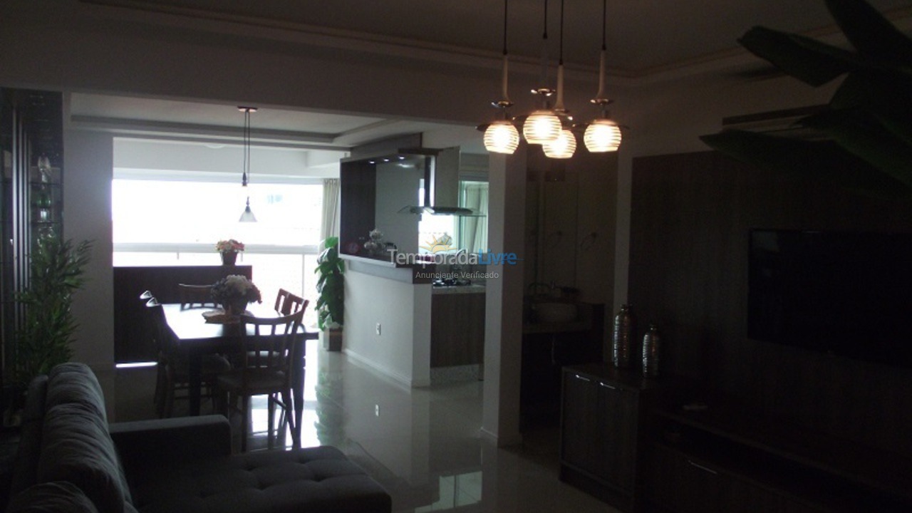 Apartment for vacation rental in Bombinhas (Praia de Bombas)