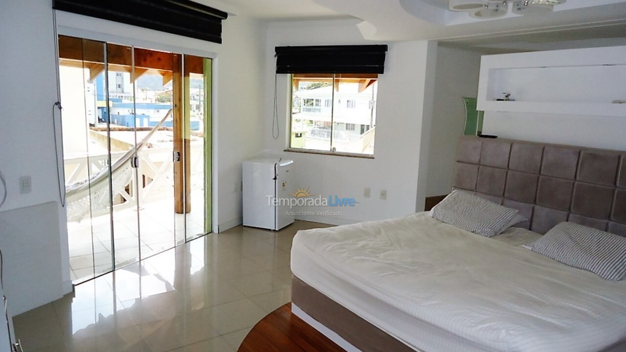 House for vacation rental in Itapema (Centro)