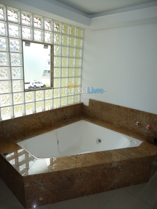 House for vacation rental in Itapema (Centro)
