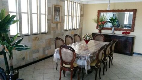 Leautiful and Luxurious House for Rent in Crown Do Meio - Aracaju