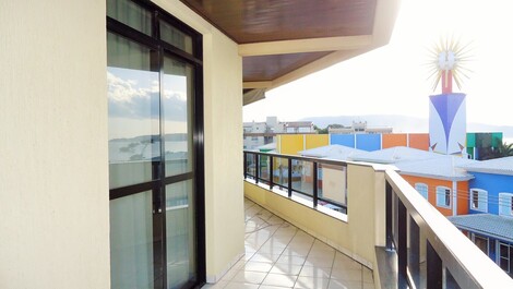 Sacada com vista para o mar